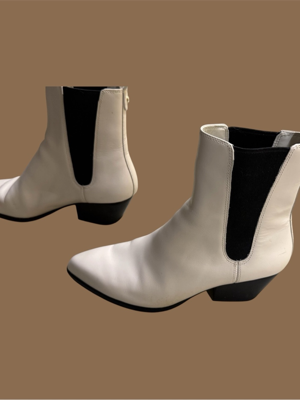 Michael Kors White Leather Chelsea Ankle Boots with Black Elastic